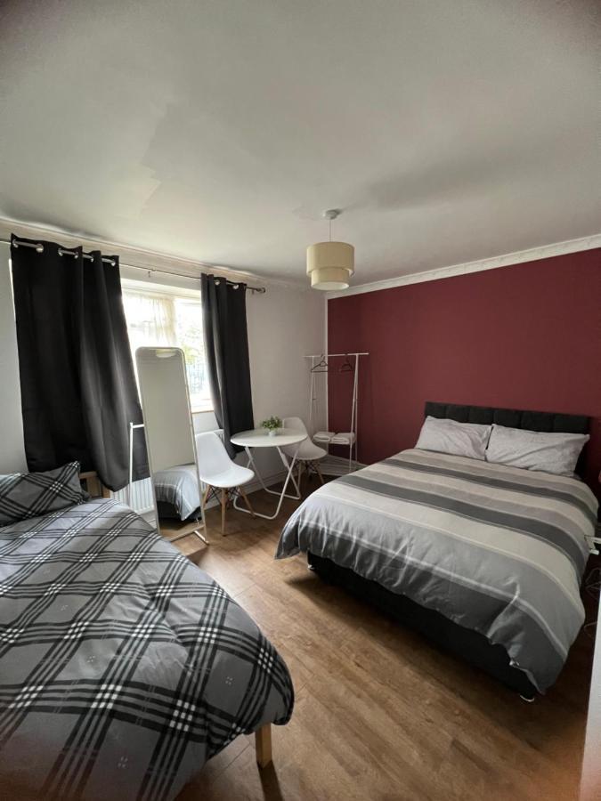 Large Room With Two Bed In Central London Exteriör bild