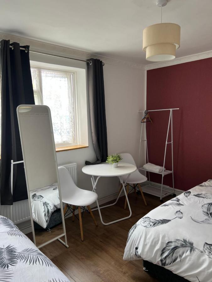 Large Room With Two Bed In Central London Exteriör bild